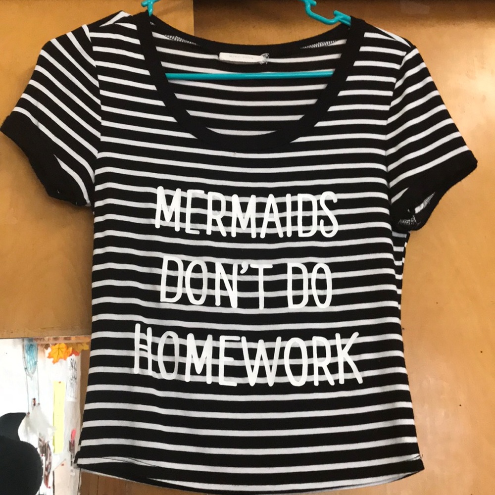 Crop Top - Picture 1 of 2